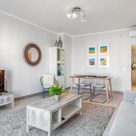 Apartment Sea Feeling In By Lovelystay